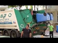 Garbage Truck Lifts