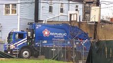 Garbage Truck Lifts