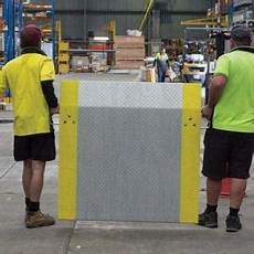 Hospital Aluminium Trucks