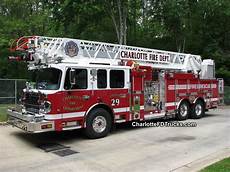 Hydraulic Ladder Fire Truck